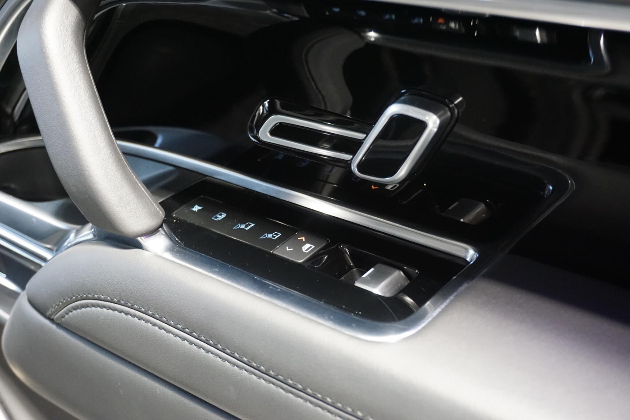 Land Rover Range Rover 3.0 P400 MHEV HSE SUV 5dr Petrol Auto 4WD Euro 6 (s/s) (400 ps)